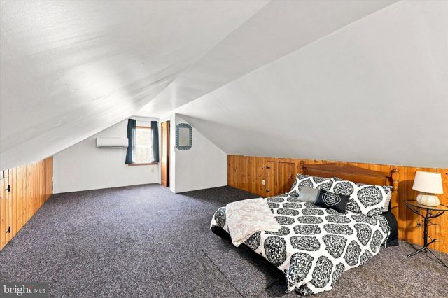 12 HIDDEN LN, Feasterville Trevose, PA 19053