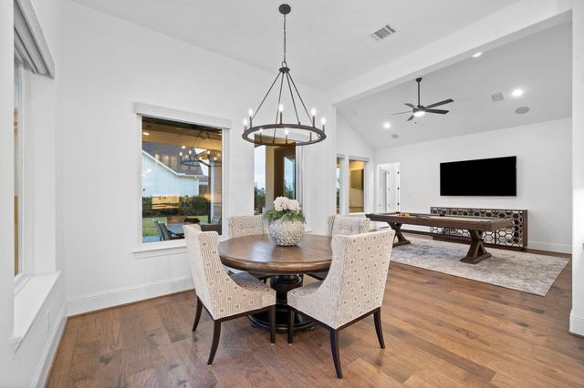 2105 Bennet Court, Conroe, TX 77384