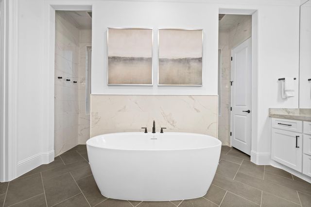 2105 Bennet Court, Conroe, TX 77384