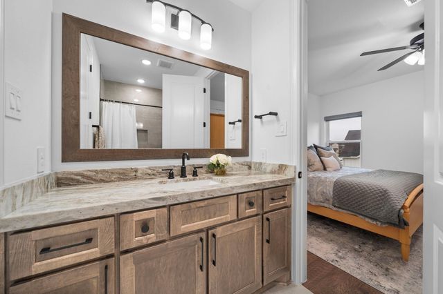 2105 Bennet Court, Conroe, TX 77384