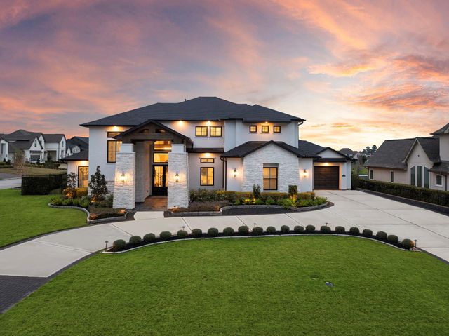 2105 Bennet Court, Conroe, TX 77384