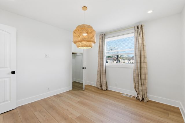 405 Meadowgreen Dr, Franklin, TN 37069