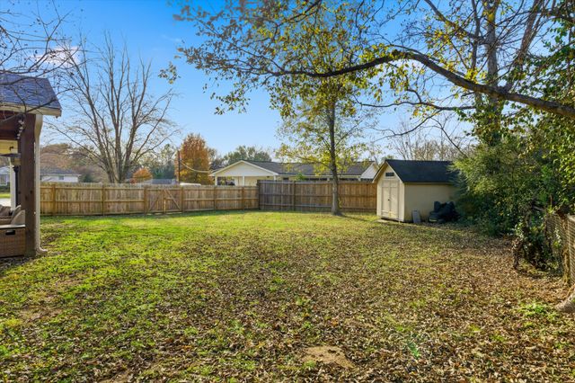 405 Meadowgreen Dr, Franklin, TN 37069