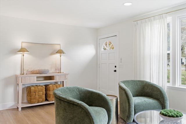 405 Meadowgreen Dr, Franklin, TN 37069