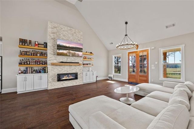 7588 State Rte 98 Road, Commerce, GA 30530