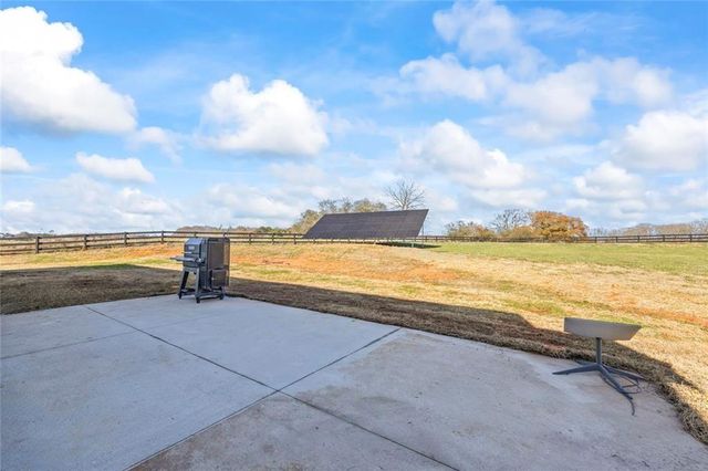 7588 State Rte 98 Road, Commerce, GA 30530