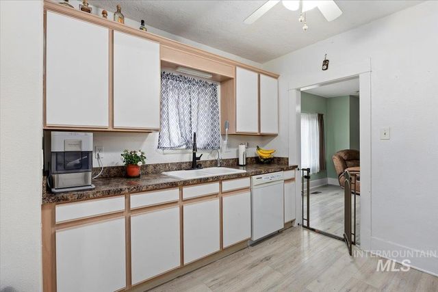 412 6th Ave N, Twin Falls, ID 83301