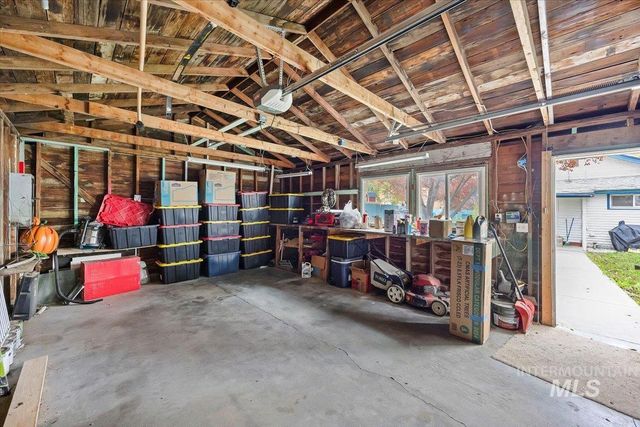 412 6th Ave N, Twin Falls, ID 83301