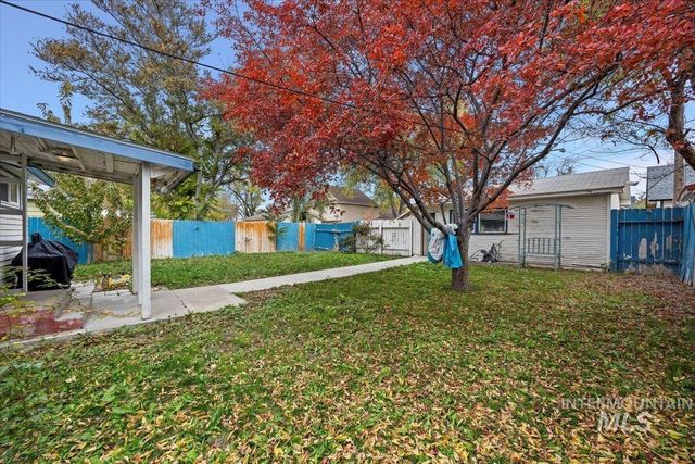 412 6th Ave N, Twin Falls, ID 83301