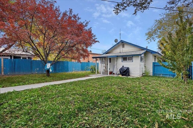 412 6th Ave N, Twin Falls, ID 83301