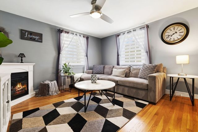 94 Howard St, Saugus, MA 01906