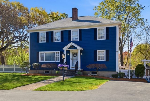 94 Howard St, Saugus, MA 01906