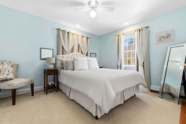 94 Howard St, Saugus, MA 01906