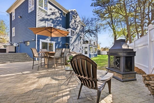 94 Howard St, Saugus, MA 01906