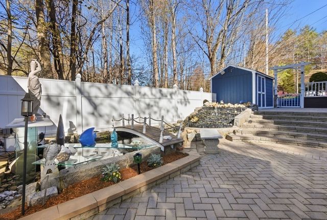 94 Howard St, Saugus, MA 01906