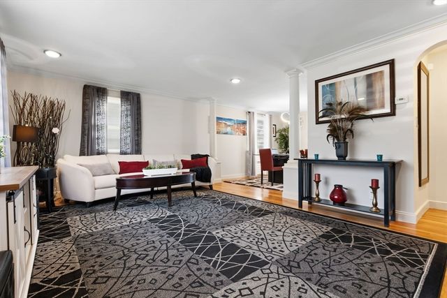 94 Howard St, Saugus, MA 01906