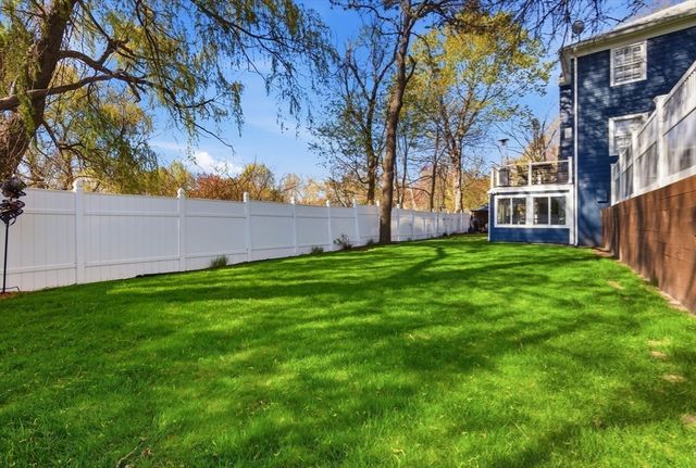 94 Howard St, Saugus, MA 01906