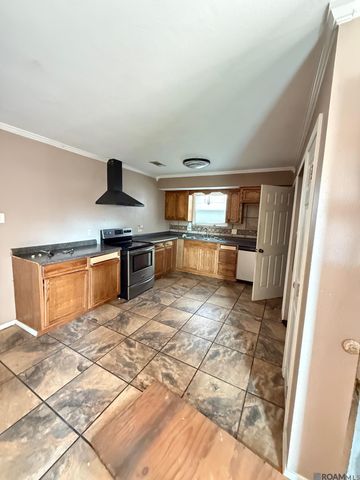 9114 Monhegan Ave, Baker, LA 70714