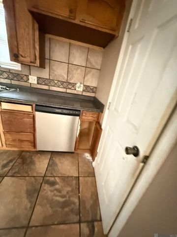 9114 Monhegan Ave, Baker, LA 70714
