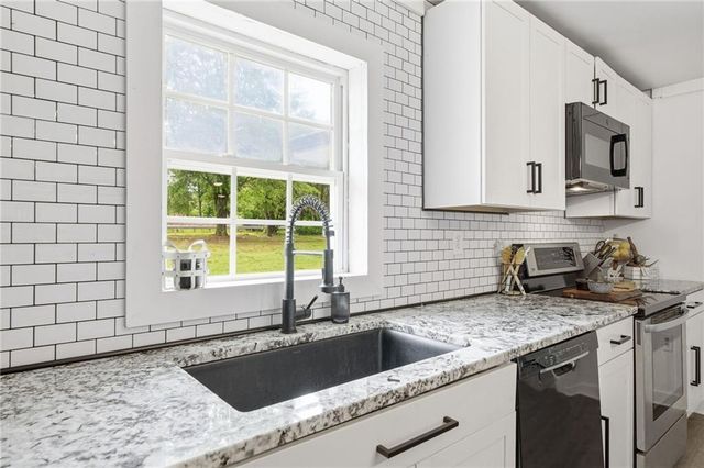 174 Old Ballground Road, Canton, GA 30115