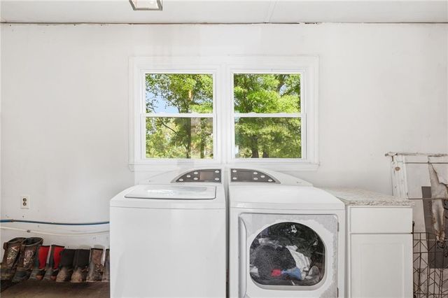 174 Old Ballground Road, Canton, GA 30115