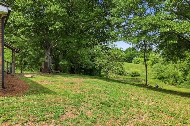174 Old Ballground Road, Canton, GA 30115