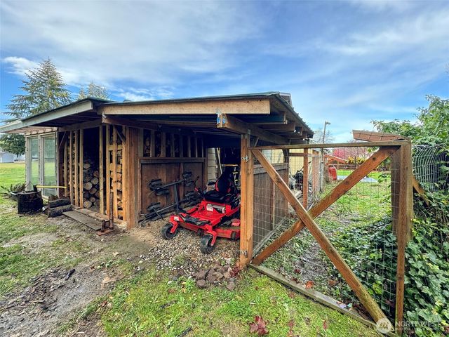 242 Agnew Parkway, Port Angeles, WA 98362