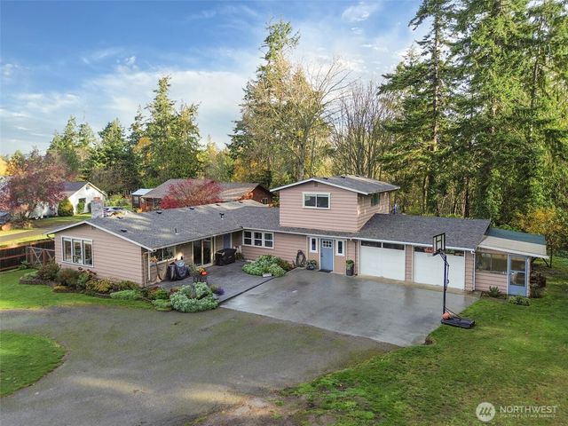 242 Agnew Parkway, Port Angeles, WA 98362