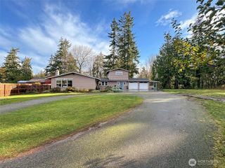 242 Agnew Parkway, Port Angeles, WA 98362