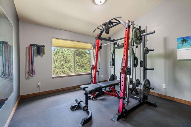 6718 KENNEMER DR, Rapid City, SD 57702