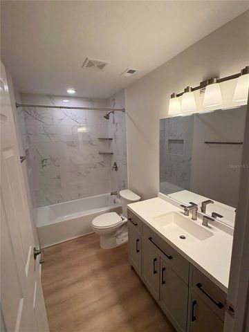 5704 GRANITE LANE, Lakeland, FL 33809