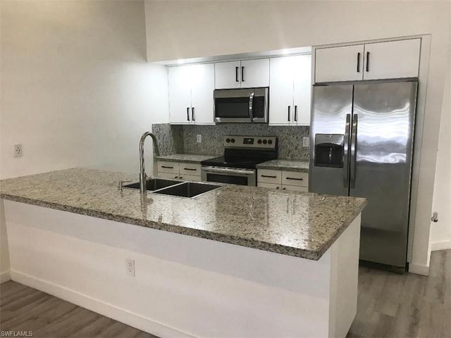 3609 Skyline BLVD, Cape Coral, FL 33914