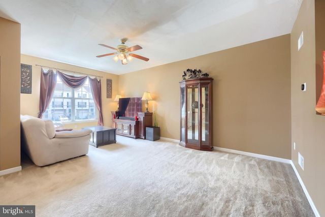 1191 LEDGE DR, York, PA 17408
