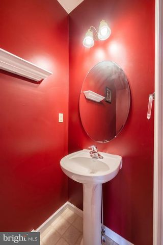 1191 LEDGE DR, York, PA 17408