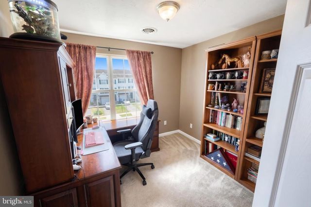 1191 LEDGE DR, York, PA 17408