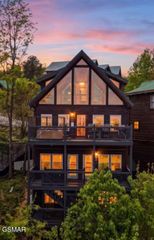 1274 Bear Cub Way # 4, Gatlinburg, TN 37738