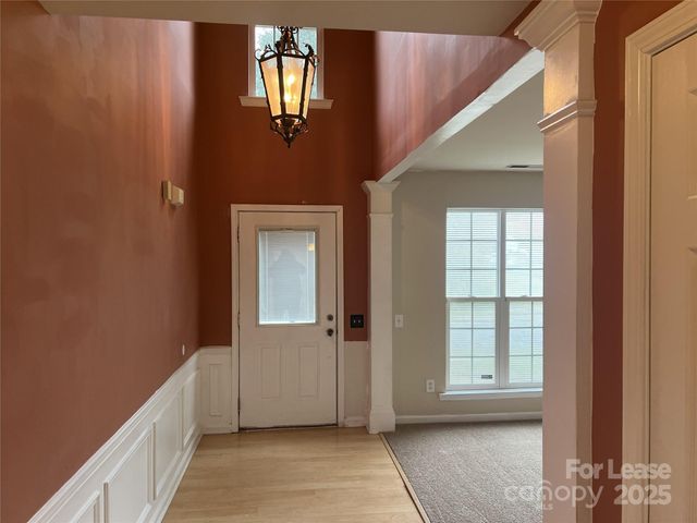 2840 Old Ironside Drive, Charlotte, NC 28213