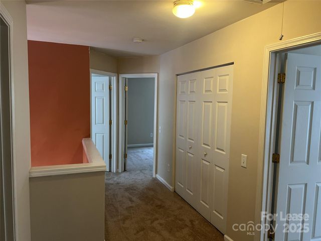 2840 Old Ironside Drive, Charlotte, NC 28213