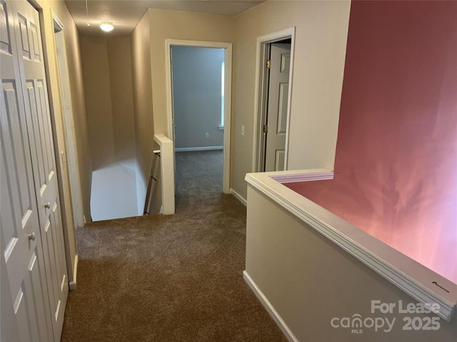 2840 Old Ironside Drive, Charlotte, NC 28213