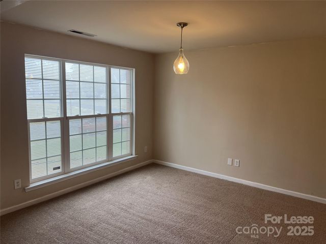 2840 Old Ironside Drive, Charlotte, NC 28213