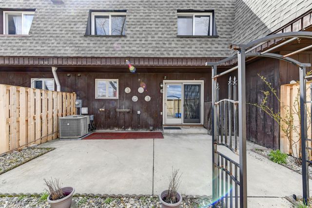 8029 Jefferson Avenue, Munster, IN 46321