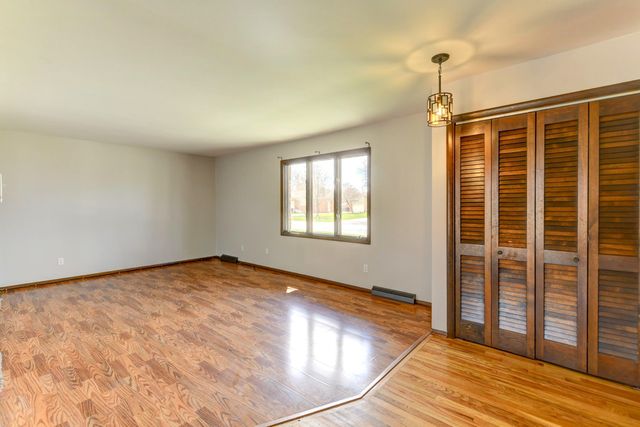 8029 Jefferson Avenue, Munster, IN 46321