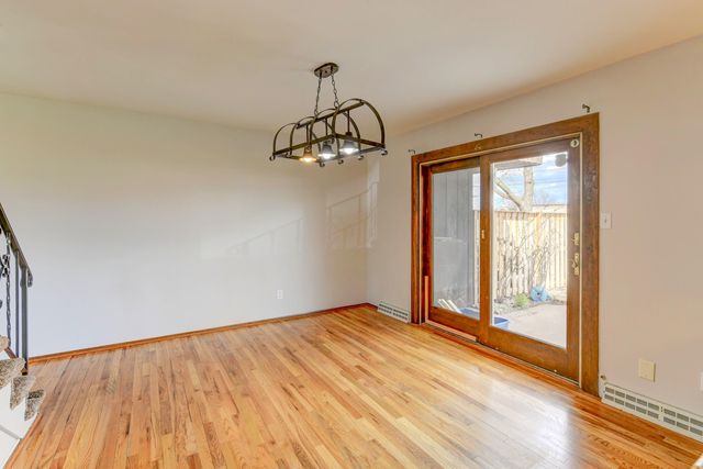 8029 Jefferson Avenue, Munster, IN 46321