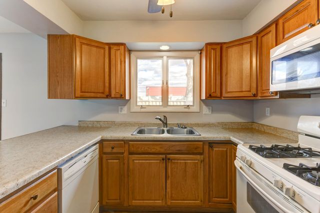 8029 Jefferson Avenue, Munster, IN 46321