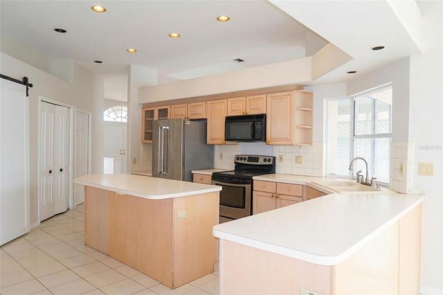 17316 HIALEAH DRIVE, Odessa, FL 33556