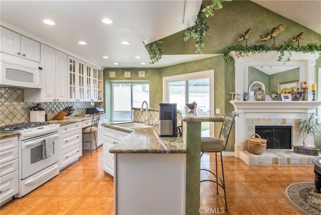 980 Witherspoon Drive, Thousand Oaks, CA 91360