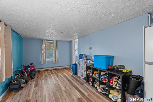 32 Sunset Road, Hamden, CT 06518