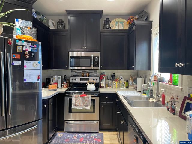 408 SW Oak St, Willamina, OR 97396
