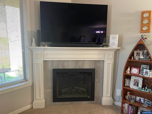 408 SW Oak St, Willamina, OR 97396