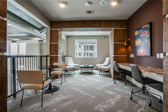950 Town Lake Drive 1118, College Station, TX 77845